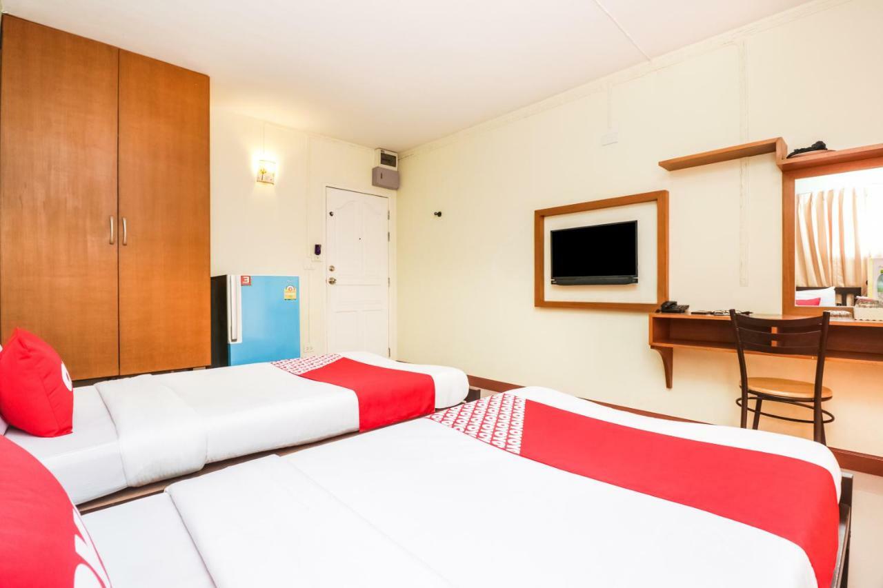 Oyo 237 Thitikorn Grandview Hotel Ban Pak Khlong Si Ngoại thất bức ảnh