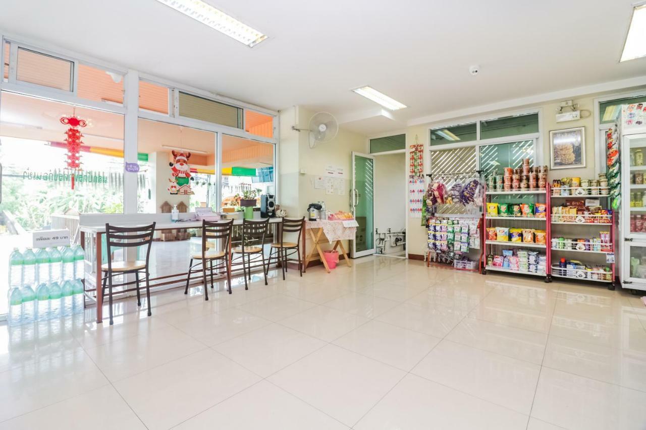 Oyo 237 Thitikorn Grandview Hotel Ban Pak Khlong Si Ngoại thất bức ảnh