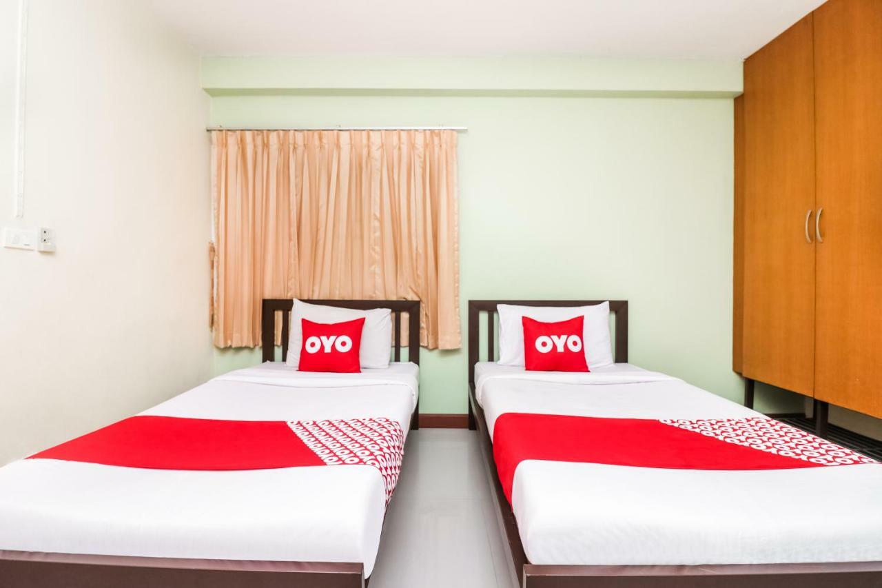 Oyo 237 Thitikorn Grandview Hotel Ban Pak Khlong Si Ngoại thất bức ảnh